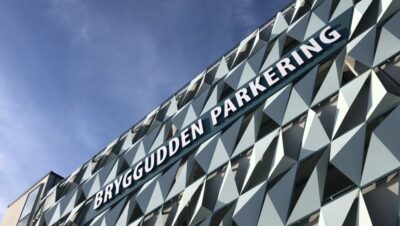 Today, the 3rd of May, Löfberg Fastigheter’s new car park “Bryggudden Parkering” was opened in Karlstad